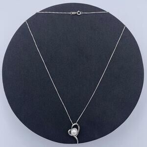 Vintage Sterling Silver Heart Necklace with Freshwater Pearl 18” Chain